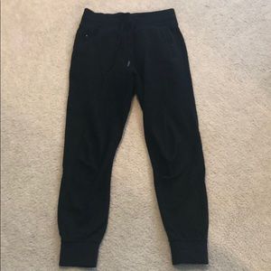 Lululemon black joggers
